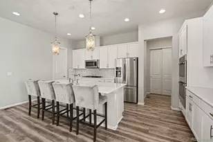 6421 Village Ln, Centennial, CO 80111 - Photo 27
