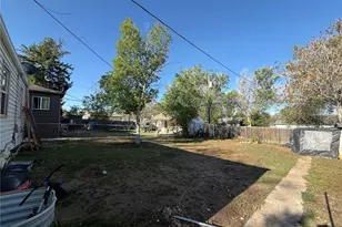 1349 Kenton St, Aurora, CO 80010 - Photo 21
