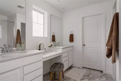 21824 E 39th Avenue, Aurora, CO 80019 - Photo 23