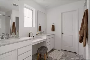 21824 E 39th Ave, Aurora, CO 80019 - Photo 23