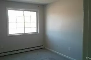 1064 Chambers Ct, Aurora, CO 80011 - Photo 5