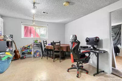 419 S Lima Circle, Aurora, CO 80012 - Photo 7