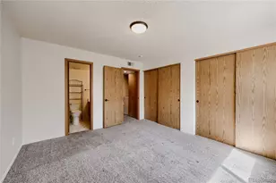 1302 S Cathay Ct, Aurora, CO 80017 - Photo 9