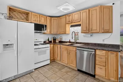 698 S Moline Street, Aurora, CO 80012 - Photo 5