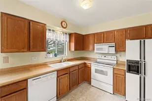 11055 Dahlia Ct, Thornton, CO 80233 - Photo 7