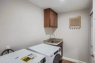 1471 S Emporia Ct, Denver, CO 80247 - Photo 23