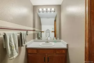 1806 S Pagosa Way, Aurora, CO 80017 - Photo 11