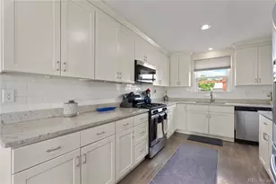 1960 Oakland St, Aurora, CO 80010 - Photo 13
