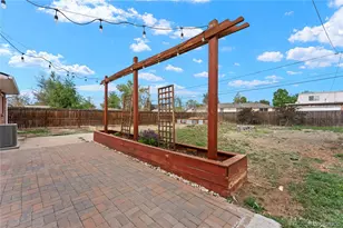 1960 Oakland St, Aurora, CO 80010 - Photo 35