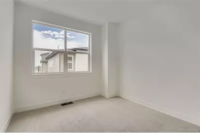 10886 E Hinsdale Circle, Centennial, CO 80112 - Photo 11