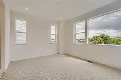 10886 E Hinsdale Circle, Centennial, CO 80112 - Photo 9