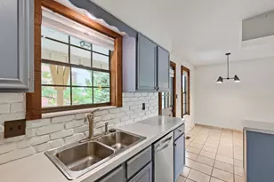 4693 S Akron St, Greenwood Village, CO 80111 - Photo 5