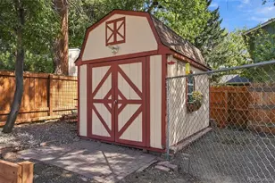8439 W Harvard Dr, Denver, CO 80227 - Photo 37