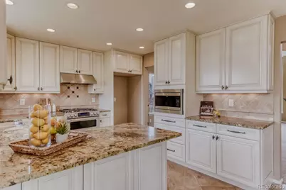 9378 Shadowglen Court, Highlands Ranch, CO 80126 - Photo 7