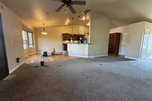 332 N Bookcliff Ct, Fruita, CO 81521 - Photo 3
