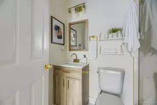 634 S Hazel Ct, Denver, CO 80219 - Photo 11