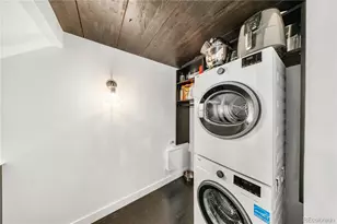 1090 Cherokee St, Denver, CO 80204 - Photo 11