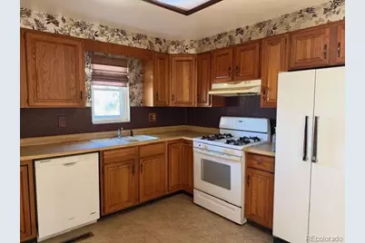3134 Blackhawk Street, Aurora, CO 80011 - Photo 3