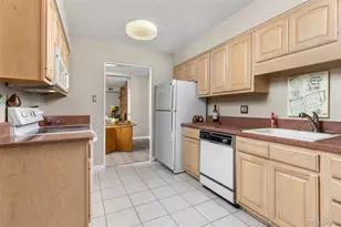 3534 S Ivanhoe St, Denver, CO 80237 - Photo 11