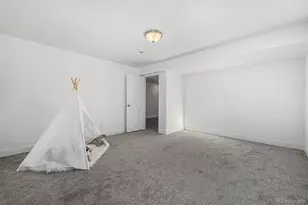 800 S Geneva St, Aurora, CO 80247 - Photo 43