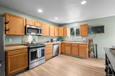 6130 E 61st Avenue, Commerce City, CO 80022 - Photo 7