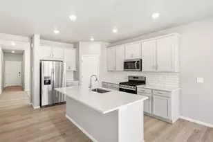 8896 Salida St, Commerce City, CO 80022 - Photo 9