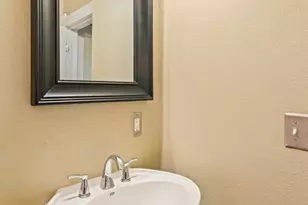 525 E 5th Ave, Denver, CO 80203 - Photo 21