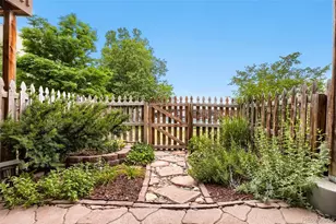 1699 S Trenton Street, Denver, CO 80231 - Photo 31
