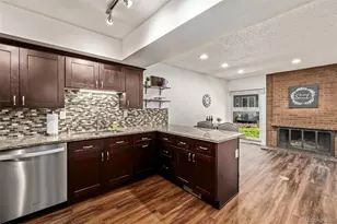 3532 S Hillcrest Dr, Denver, CO 80237 - Photo 17