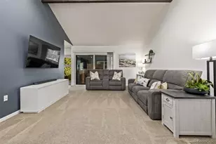 3532 S Hillcrest Dr, Denver, CO 80237 - Photo 7