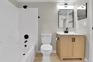 906 S Walden St, Aurora, CO 80017 - Photo 21