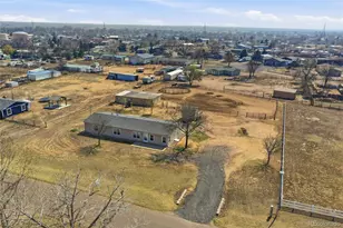 424 Zante Way, Lochbuie, CO 80603 - Photo 5