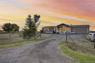 58117 E 42nd Dr, Strasburg, CO 80136 - Photo 3