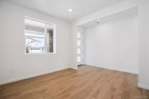 8063 Butte Crk St, Littleton, CO 80125 - Photo 3