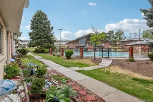 9183 E Oxford Dr, Denver, CO 80237 - Photo 3