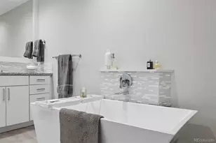 1499 Blake St, Denver, CO 80202 - Photo 23
