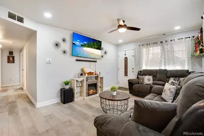 850 Peoria Street, Aurora, CO 80011 - Photo 11
