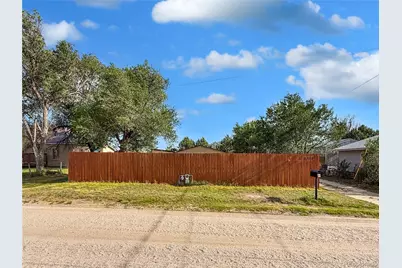 1327 Colorado Street, Limon, CO 80828 - Photo 3