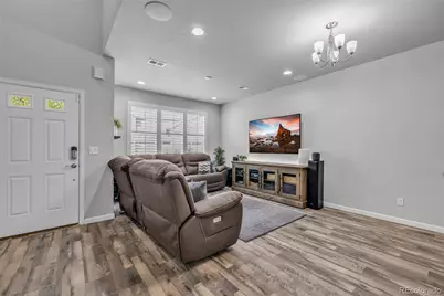 1877 S Buchanan Circle, Aurora, CO 80018 - Photo 5