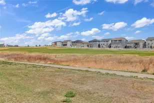 1877 S Buchanan Cir, Aurora, CO 80018 - Photo 27