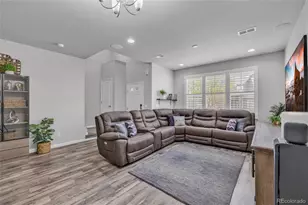 1877 S Buchanan Cir, Aurora, CO 80018 - Photo 3