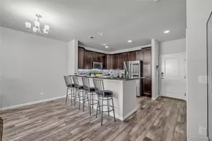 1877 S Buchanan Cir, Aurora, CO 80018 - Photo 7