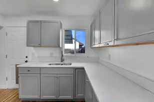 745 Lima St, Aurora, CO 80010 - Photo 9