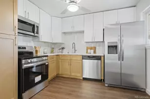 1084 Vaughn St, Aurora, CO 80011 - Photo 3