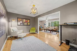 320 Oswego Ct, Aurora, CO 80010 - Photo 25