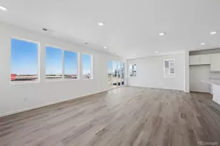 45935 Gentry Ave, Bennett, CO 80102 - Photo 7