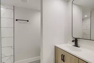 17694 E Loyola Dr, Aurora, CO 80013 - Photo 15