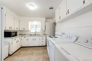 110 W Princeton Ave, Englewood, CO 80110 - Photo 9