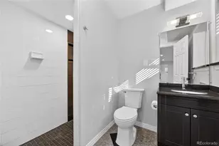 1050 S Florence St, Denver, CO 80247 - Photo 25