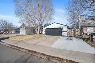 1635 Ensenada Way, Aurora, CO 80011 - Photo 3
